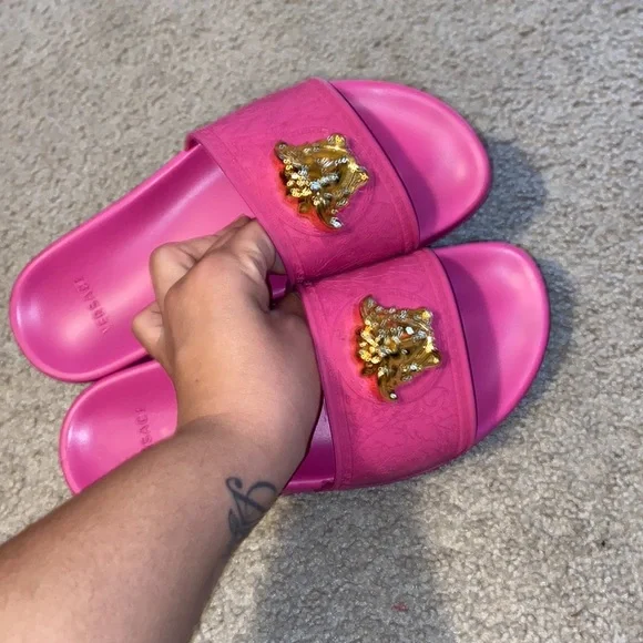 COPY - Pink Versace slides - Picture 5 of 8